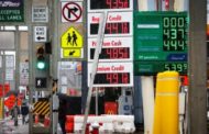 La benzina vola e ora l’inflazione spaventa Biden