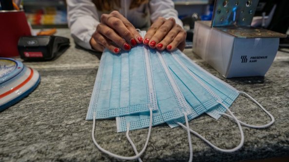 Mascherine fuori norma e inutilizzabili: quasi 700mila euro per smaltirle
