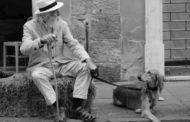 Una vecchiaia senza acciacchi? Ci penserà il vostro cane