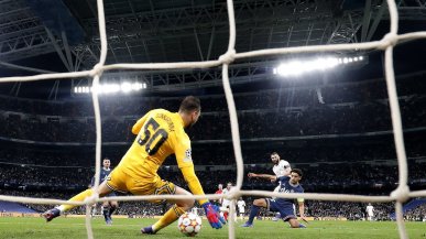 Real Madrid-Psg 3-1: Mbappé stellare, ma l'eroe è Benzema. Donnarumma sbaglia, Blancos ai quarti