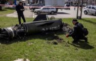 Kramatorsk e il Tochka, l’arma d’altri tempi che lascia sempre la firma dei massacri