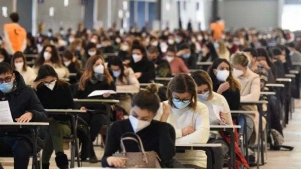 Scuola, cambia il percorso per diventare prof. E arrivano gli aumenti di stipendio slegati dall'anzianità