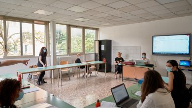 Scuola, scontro sul nuovo arruolamento: 