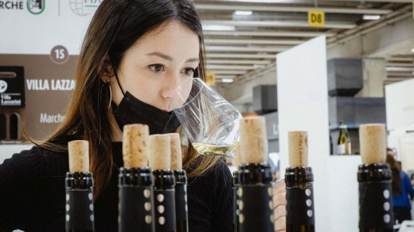 Vino, per l'Italia un calo di quasi il 3 per cento del fatturato