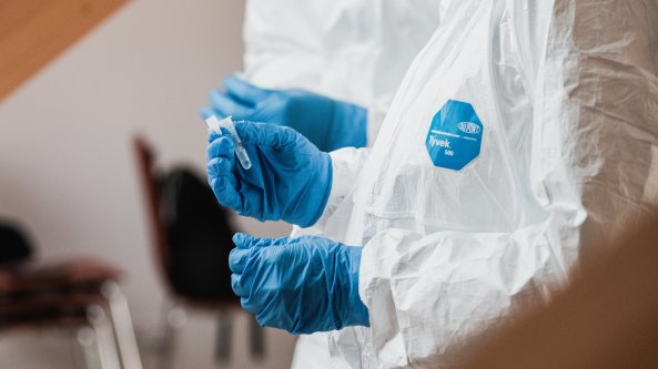 Variante Xe, più contagiosa del 10%: che cosa sappiamo