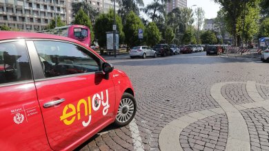 Truffa del car sharing, a Milano indagate 70 persone che utilizzavano le auto Enjoy con account falsi