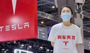La Tesla riapre a Shanghai, i dipendenti dormiranno in azienda