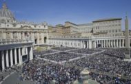 Messa di Pasqua, il messaggio di pace di Papa Francesco: 