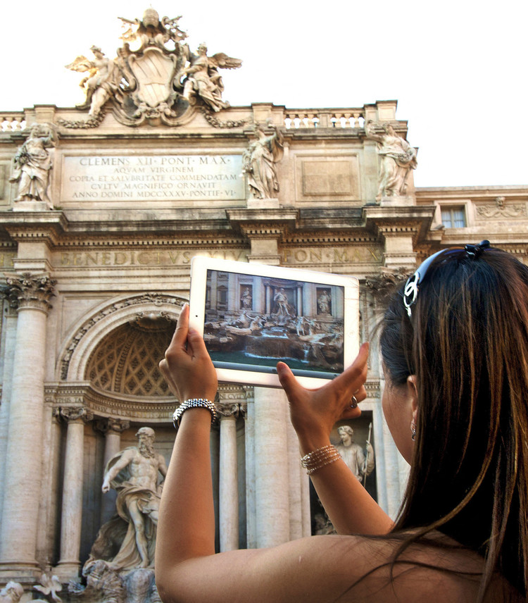 La Pasqua fa (lentamente) ripartire il turismo a Roma