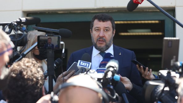 Lega, Salvini non arretra: 