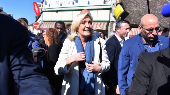 Presidenziali francesi, da Jane Birkin a Marc Levy: l'appello del mondo della cultura per fermare Marine Le Pen