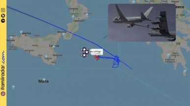 Mediterraneo, i B-52 Usa sulla flotta russa