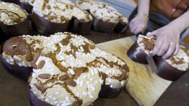 Covid, le precauzioni per Pasqua: pranzi, mascherine e processioni ecco cosa fare