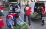 Ucraina, 20 milioni raccolti e 400 mila persone assistite: i numeri della Croce rossa al fianco degli sfollati