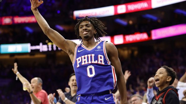 Play off Nba, Maxey e Poole protagonisti a sorpresa: Philadelphia e Golden State partono forte