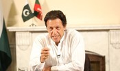 Il Parlamento pakistano ha deposto il premier Khan 