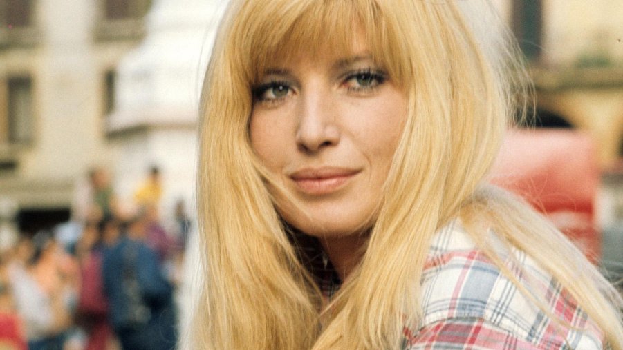 Monica Vitti sarà sepolta al Verano. Nel cimitero monumentale tra De Filippo, Gassman, Manfredi, De Sica e Sordi