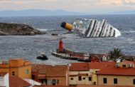 Naufragio Costa Concordia, la Guardia di Finanza al Giglio per un possibile danno erariale. Il sindaco: 