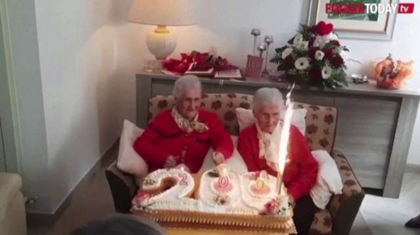 Un secolo per due: le gemelle Ricciardi compiono cento anni “Mai mosse da Anzano”