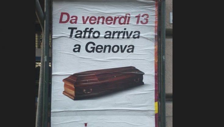Genova, il Comune stoppa i funerali di Taffo. Ma la vendita dei gadget può continuare