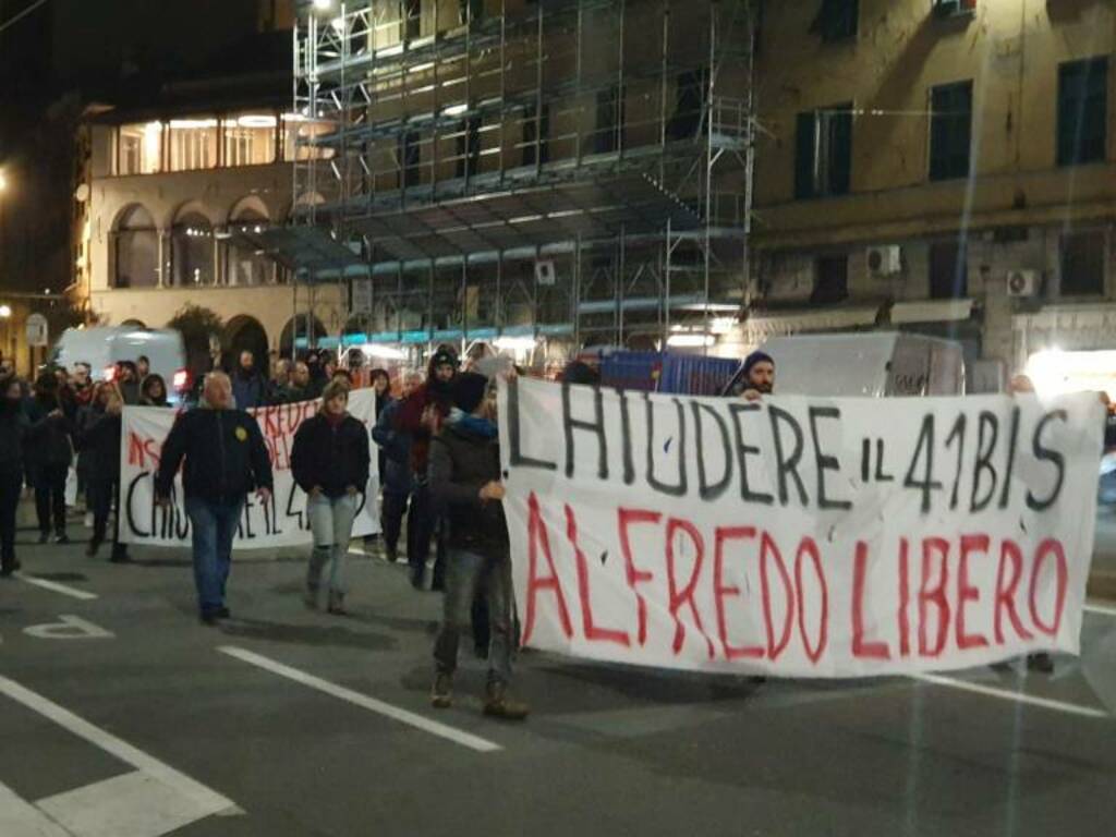 “Fuori Alfredo dal 41bis”, anche a Genova manifestazione degli anarchici