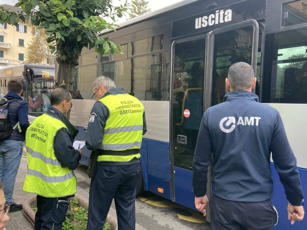 Aggressioni sui bus, i sindacati Amt: “Valutare anche il Daspo urbano per i responsabili”