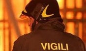 Incendio in un appartamento a Bologna, un morto e un ferito grave