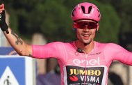 Al Giro d'Italia trionfa Roglic. Cavendish vince l'ultima tappa a Roma