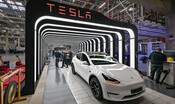 Tesla nella bufera: due milioni di auto tornano in Usa per problemi di 'Autopilot' 