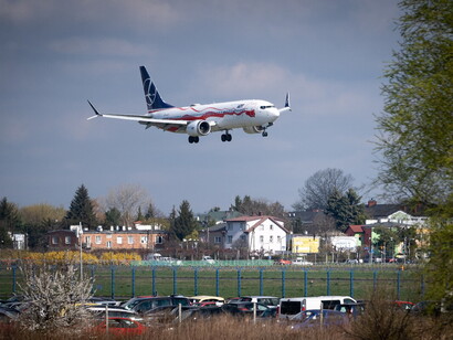 Bulloni allentati su altri cinque aerei, il Boeing 737 Max torna a fare paura